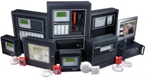 Detecção e alarme de fumaça e alta temperatura